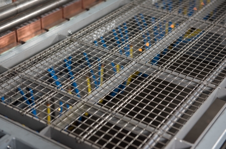 Области применения Сварочное оборудование для производства металлической мебели для магазинов